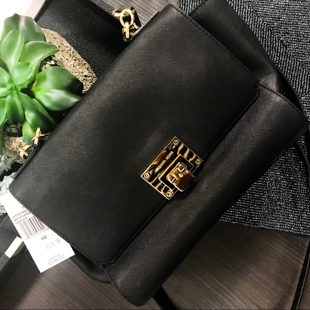 Michael Kors New with Tag • Black Leather •